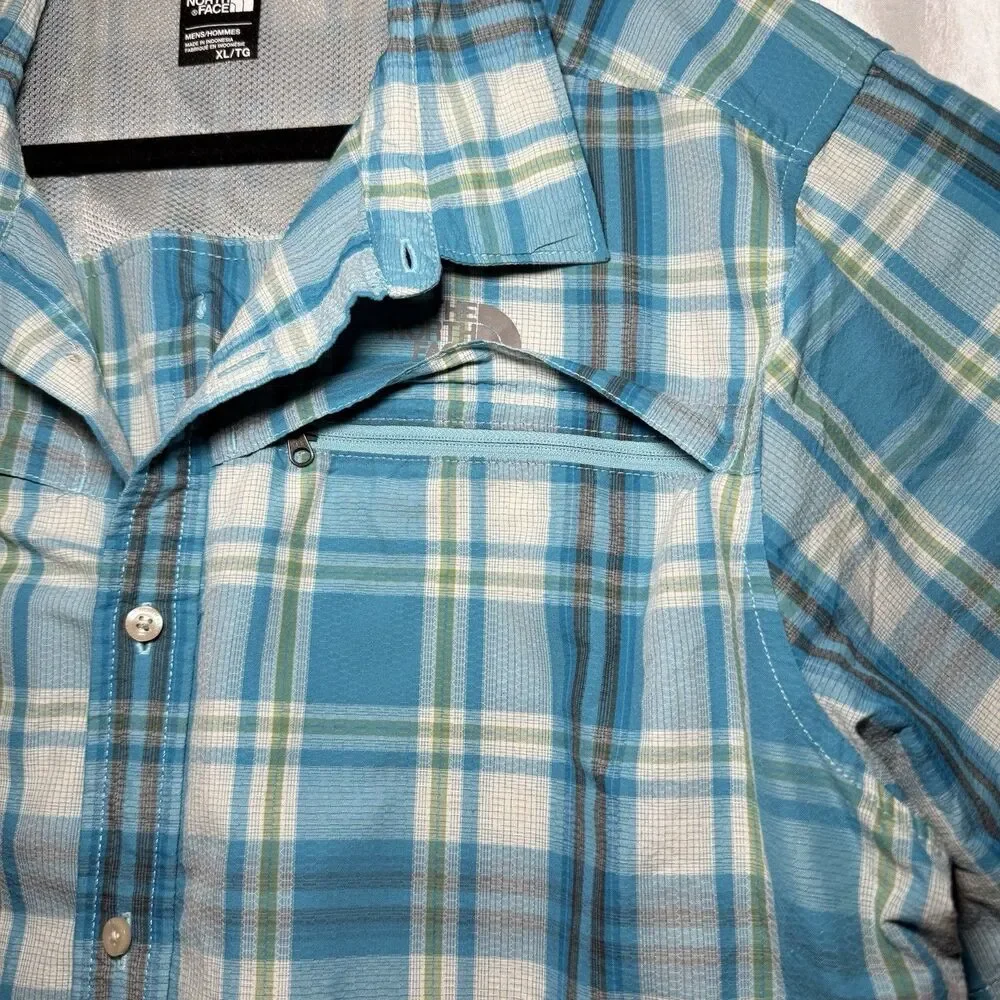 The North Face pit 23